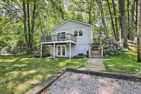 Ludington Cottage with Deck, Yard and Fire Pit!